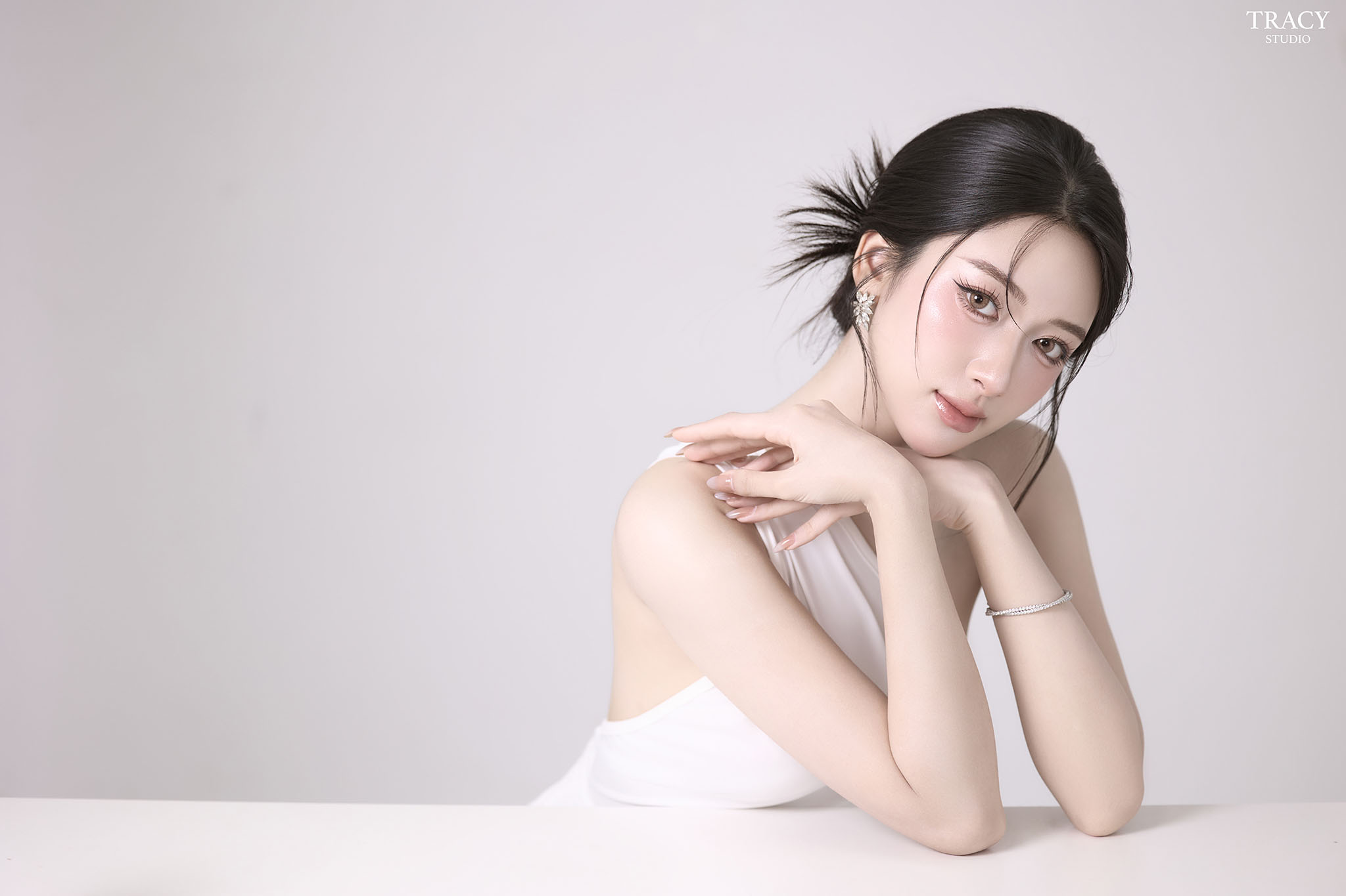 frontend/img/gallery/anh-beauty/tracy1090 copy 3.jpg